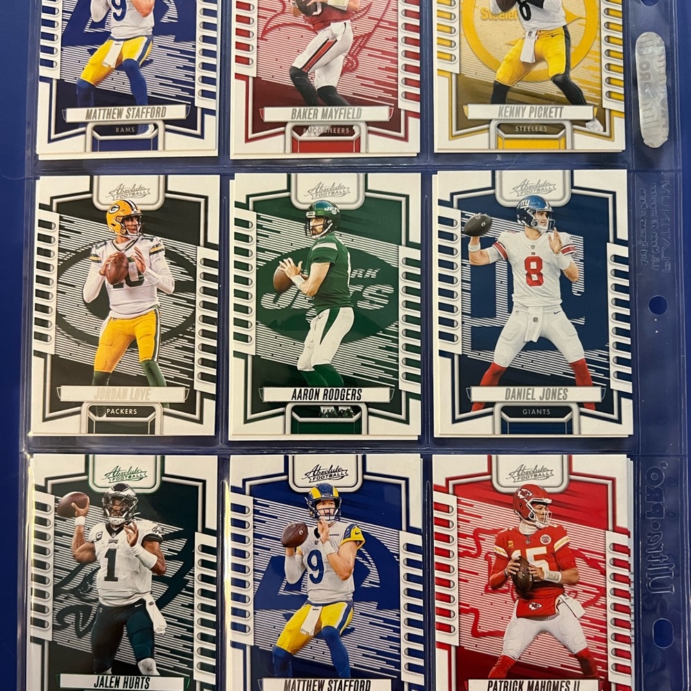 Football Cards - Picture 6 of 12